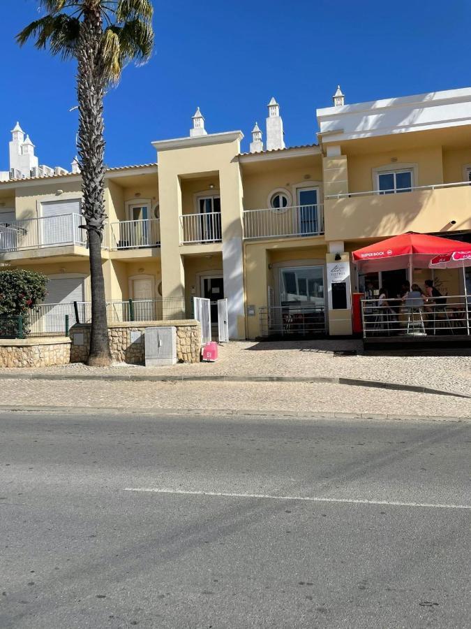 2 Bedrooms Apartment Vale Parra Praia Da Gale In A Privat Condominio جويا المظهر الخارجي الصورة