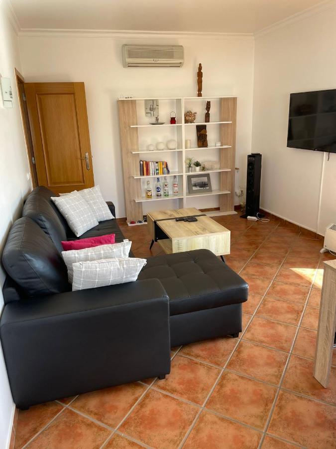 2 Bedrooms Apartment Vale Parra Praia Da Gale In A Privat Condominio جويا المظهر الخارجي الصورة