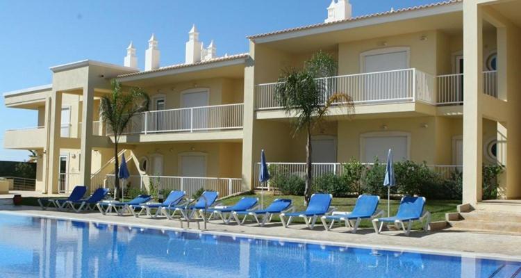 2 Bedrooms Apartment Vale Parra Praia Da Gale In A Privat Condominio جويا المظهر الخارجي الصورة