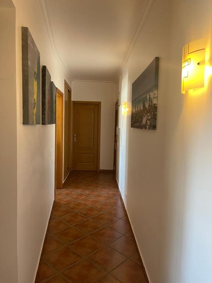 2 Bedrooms Apartment Vale Parra Praia Da Gale In A Privat Condominio جويا المظهر الخارجي الصورة