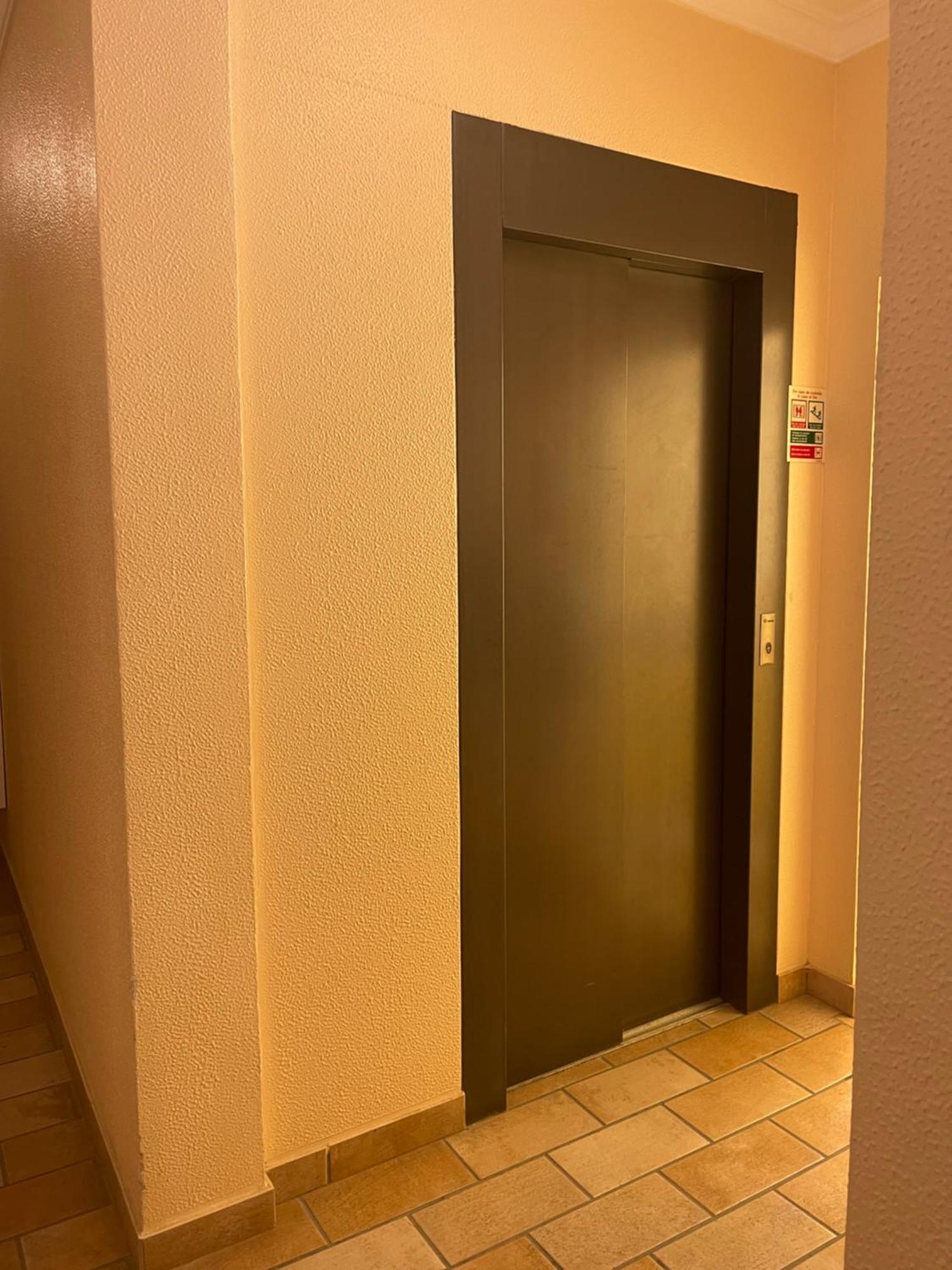 2 Bedrooms Apartment Vale Parra Praia Da Gale In A Privat Condominio جويا المظهر الخارجي الصورة
